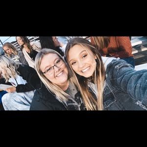 Meet your Posher, Taylor